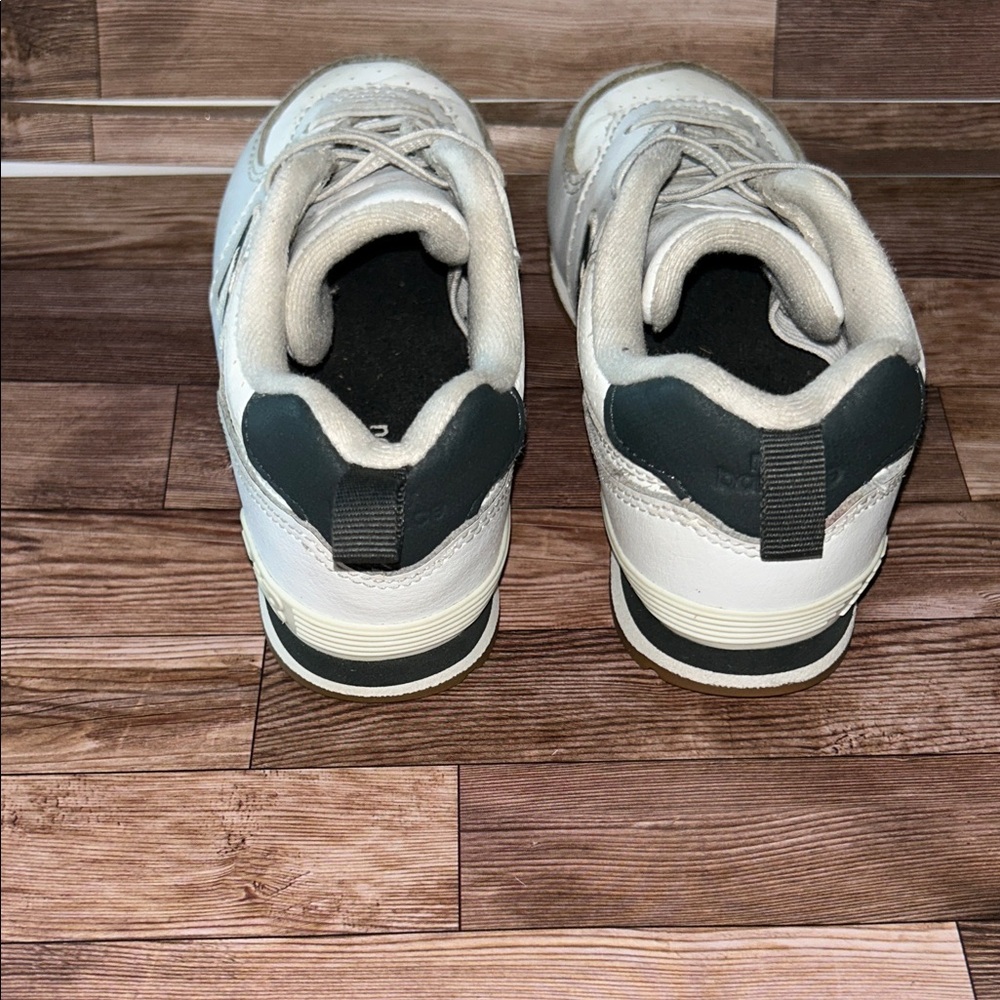 New Balance Kids White and Black Sneakers #S1004BLK - Picture 4 of 5